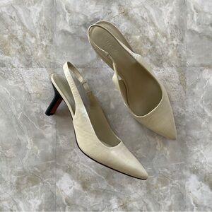 NWT VINCE Cream Slingback Heels